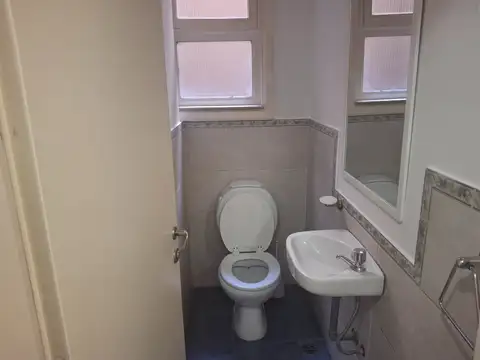 Oficina en Venta en Tribunales, USD 168.000