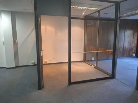 Oficina en Venta 65 años