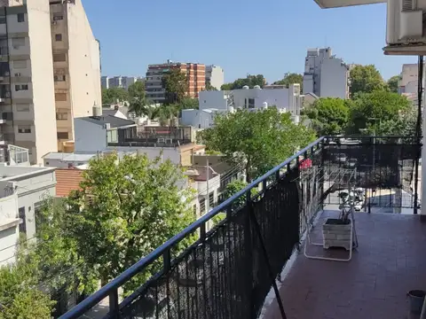 Excelente Dpto 4 AMB CON COCHERA | Aumento Semestral