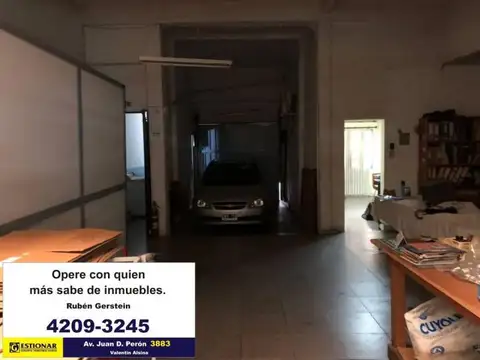 Casa con galpón en venta