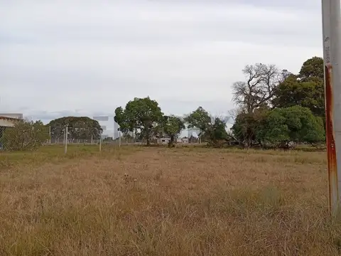 Lote en venta – Parque Sicardi