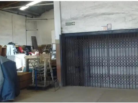 Galpon en Venta 30  mts Fondo