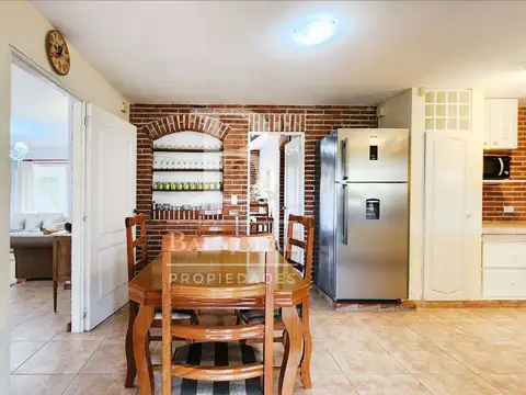 Casa en Alquiler - Zona: Lasalle / REF: 8847