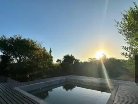 Casa en Alquiler Temporal en Costa Esmeralda, USD 4.000