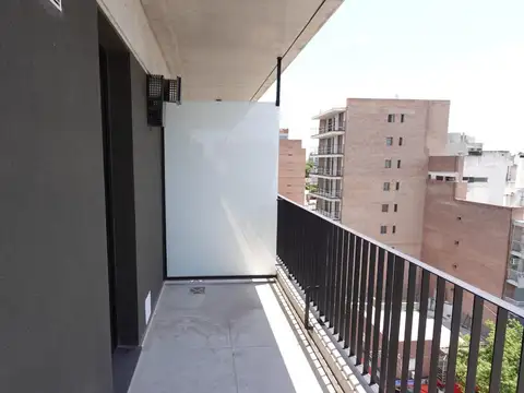 Mendoza 2600, Piso 8