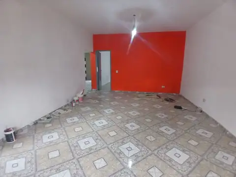 Casa en Venta en Temperley, USD 61.000