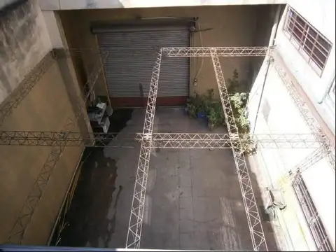 Inmueble comercial s/2 lotes de 494,93 m2, edificado 3 plant