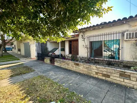 Depto Tipo Casa en Venta de 2 ambientes