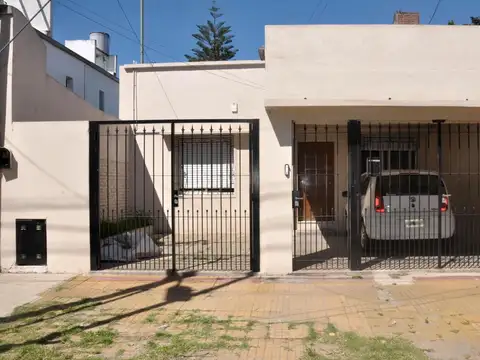 Venta de Casa 2 Dormitorios con departamento independiente