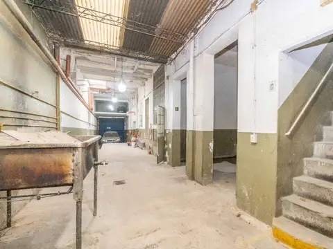 VENTA DEPOSITO/GALPON LA BOCA