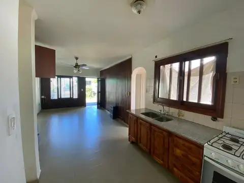 Departamento en Alquiler con 1 cocheras