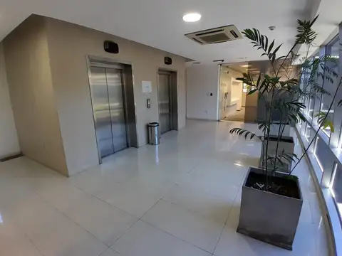 Oficina en Alquiler en Martinez, USD 4.700