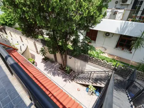 Depto Tipo Casa en Venta 57 años