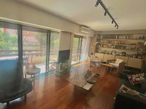 Excelente piso en venta a pasos del Botánico.