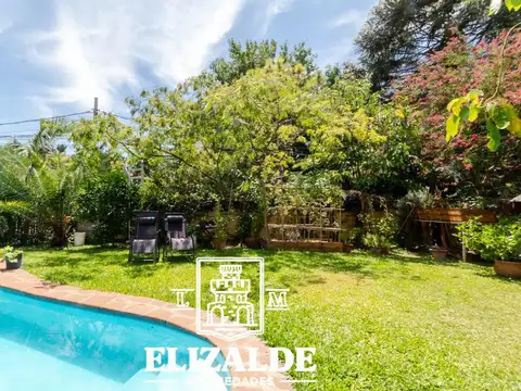 Antartida Argentina  y Dr. Bagnati - Casa con Jardín y pileta - Venta - La Horqueta