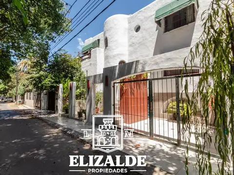 Antartida Argentina  y Dr. Bagnati - Casa con Jardín y pileta - Venta - La Horqueta