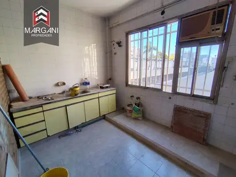 Oficina 42m2 c/ Recepcion