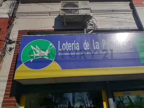 LOCAL COMERCIAL EN VENTA EXCELENTE UBICACION EN EL CORAZON DE LANUS ESTE