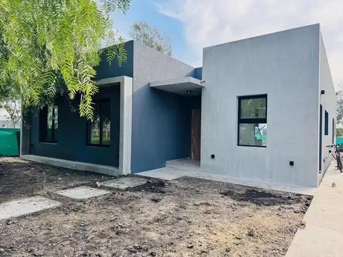 CASA A ESTRENAR EN BARRIO SANTA ELENA, PILAR DEL ESTE