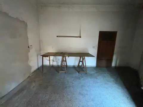 Local 25 mts2 en esquina - ALQUILER