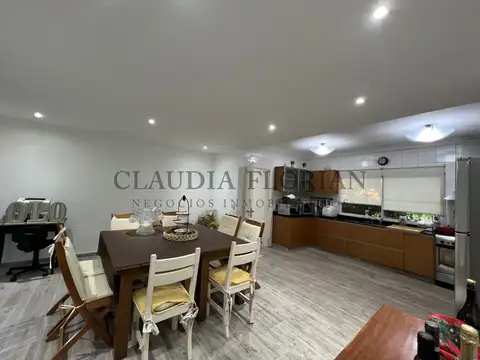 Casa en Alquiler Temporal de 4 dormitorios