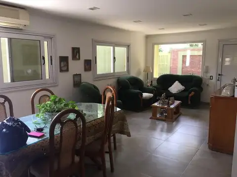 Casa en Venta en City Bell, USD 220.000