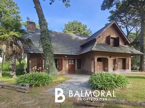 Casa en Alquiler - Zona: Golf Nuevo / REF: 8845