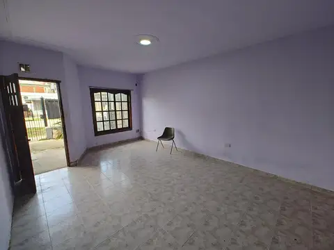 Casa en Venta en Gonzalez Catan, USD 65.000