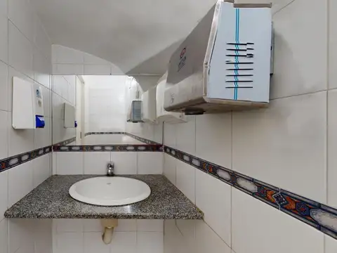 Oficinas / instituto / consultorios, en venta en La Plata