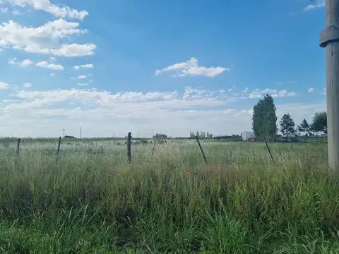 Terreno en Venta en Alvarez, USD 170.000