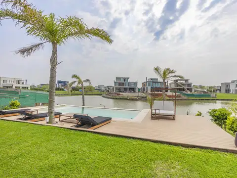 Casa en Venta de 4 dormitorios