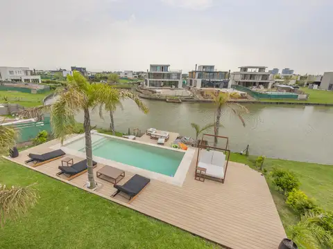 Casa en Venta en Nordelta, USD 1.700.000