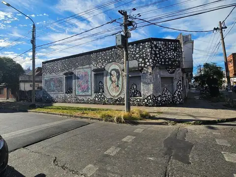 Venta Lote con Unidades en Block + Local y Cochera