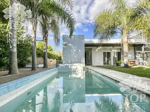 Casa 5 ambientes con 3 baños