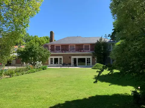 CASA EN ALQUILER EN ACASSUSO