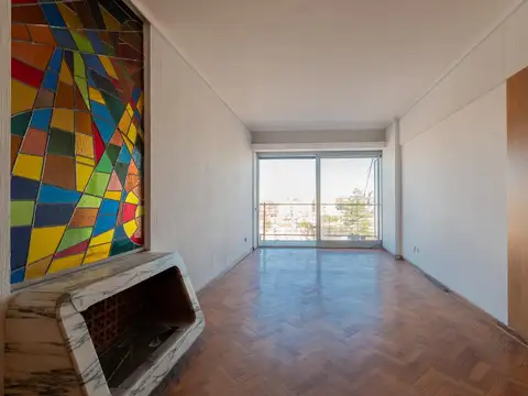Departamento 4 ambientes Venta Monte Castro Cochera cubierta balcón al frente luminoso