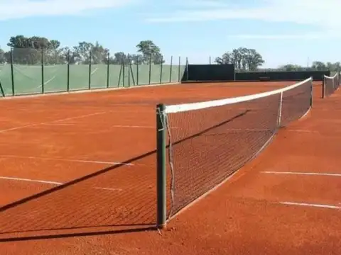 Terreno en Venta en Guernica, USD 42.000