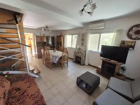 Depto Tipo Casa 3 ambientes con 1 baño