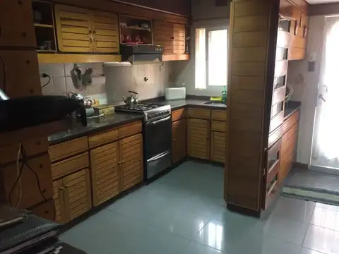 Venta Impecable Propiedad 5 Dorm/ 4 baños