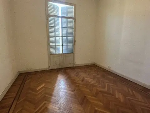 Avenida Rivadavia 5400, Piso 2