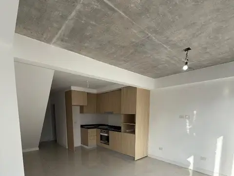 Hermoso departamento en duplex a via del rio