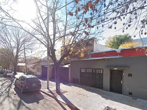 Miller al 4800 entre Pico y Vedia