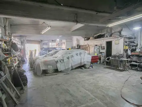 Local en Venta en Olivos, USD 225.000