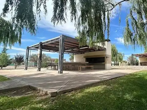 Juan Isidro Maza 700