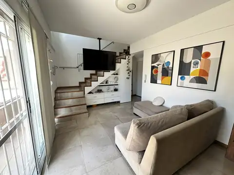 Depto Tipo Casa en Venta de 2 dormitorios