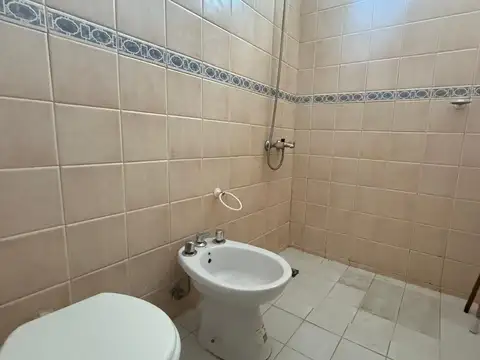 Departamento en Alquiler en Cinco Esquinas, $ 380.000