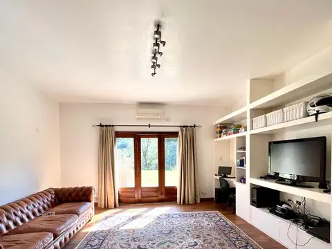 Casa en Venta en San Lorenzo, USD 680.000