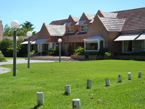 LOS CARDALES COUNTRY CLUB