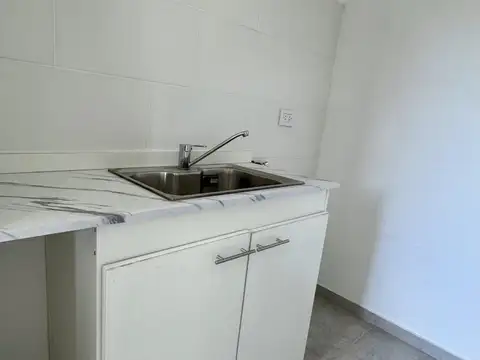 Casa en Alquiler con 1 cochera