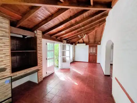 Casa en Venta con 1 cochera